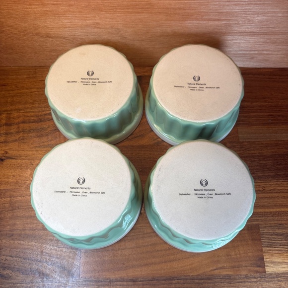 Set of 4 Ceramic 4oz Ribbed Ramekins Natural Elements Dessert Custard Green - Picture 4 of 8